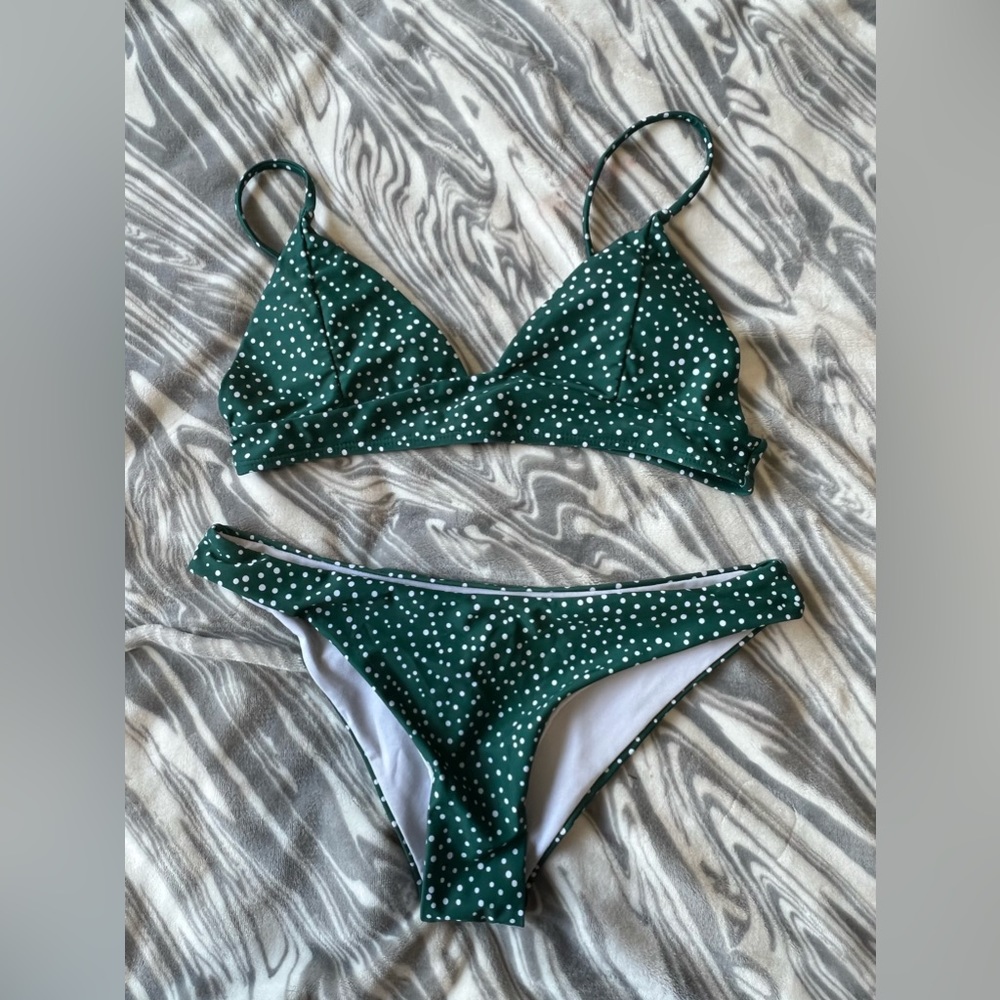 Brandy Melville bikini